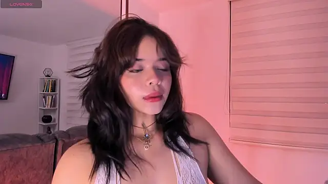 NikaVelvet1 online show from November 10, 2025, 11:32 pm