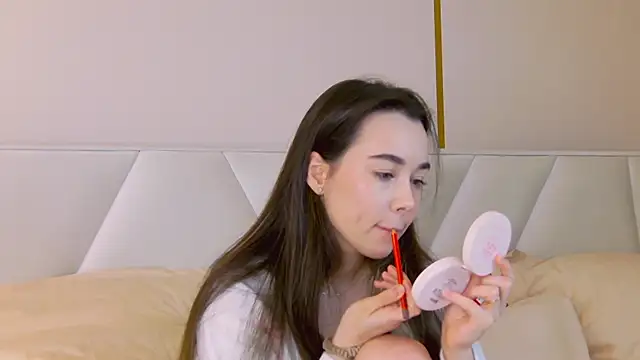 MiaMarlow online show from November 15, 2025, 9:41 pm