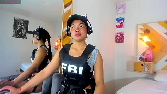 Snapshot of SoleneFontaine chatting on October 29, 2025, 12:37 pm SoleneFontaine online show from October 29, 2025, 12:37 pm