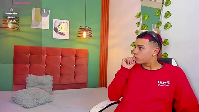 Aisha andy online show from September 10, 2025, 3:27 am