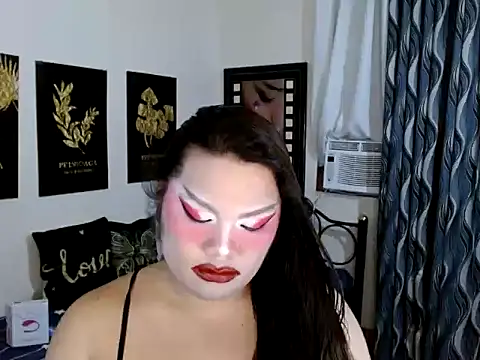 Snapshot of TSbrianaHugeCock chatting on January 16, 2026, 3:27 pm TSbrianaHugeCock online show from January 16, 2026, 3:27 pm