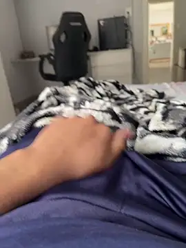 Snapshot of Novinho16cmz chatting on November 27, 2025, 4:40 pm Novinho16cmz online show from November 27, 2025, 4:40 pm