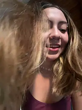 Snapshot of Bonni_lohan chatting on July 24, 2026, 10:17 pm Bonni lohan online show from July 24, 2026, 10:17 pm