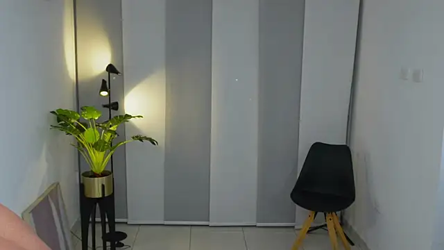 Timmyshy  online show from October 28, 2025, 12:44 am