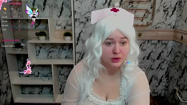 Snapshot of HelenHartt chatting on October 30, 2025, 2:54 am HelenHartt online show from October 30, 2025, 2:54 am