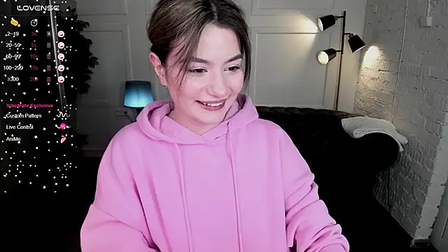 Snapshot of Dark_Moni chatting on November 8, 2025, 2:48 am Dark Moni online show from November 8, 2025, 2:48 am