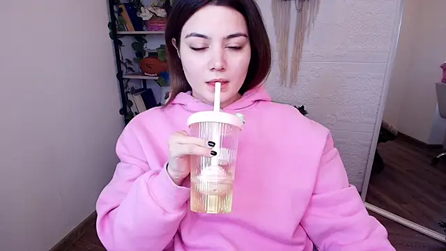 Dark Moni online show from December 22, 2025, 2:55 am