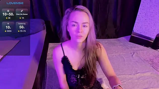 Snapshot of Little_Rockk chatting on October 25, 2025, 4:33 am Little Rockk online show from October 25, 2025, 4:33 am