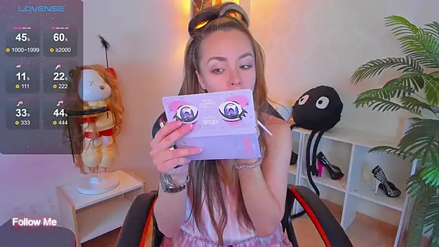 Snapshot of Little_Rockk chatting on October 12, 2025, 4:47 am Little Rockk online show from October 12, 2025, 4:47 am