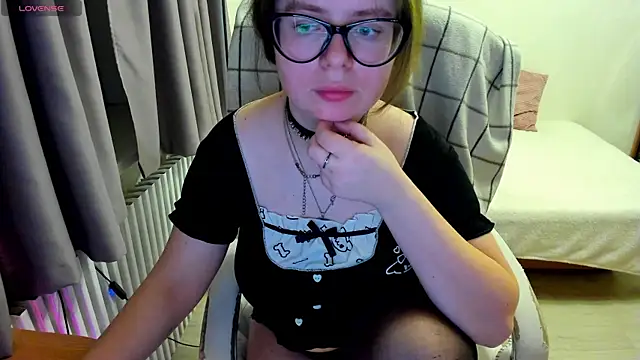 Snapshot of MilisaSweet777 chatting on March 1, 2026, 7:58 pm MilisaSweet777 online show from March 1, 2026, 7:58 pm