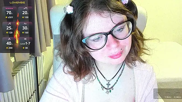 Snapshot of MilisaSweet777 chatting on October 11, 2025, 7:04 pm MilisaSweet777 online show from October 11, 2025, 7:04 pm