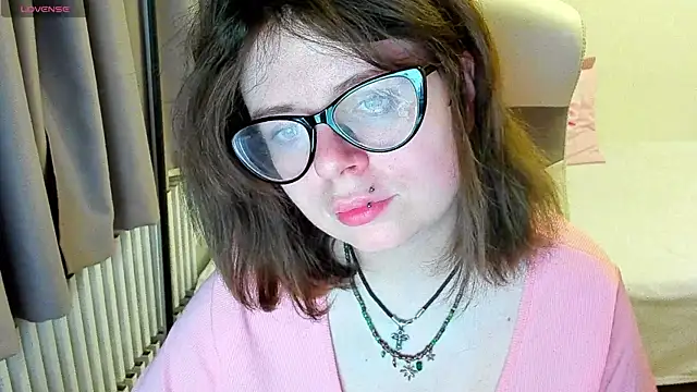 Snapshot of MilisaSweet777 chatting on September 29, 2025, 7:08 pm MilisaSweet777 online show from September 29, 2025, 7:08 pm