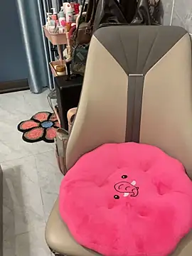 Knorr Vietnams online show from October 6, 2025, 1:23 pm