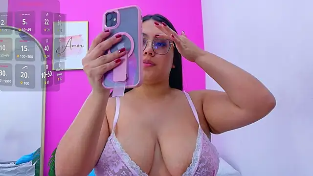 Snapshot of Daddyfavouritegirl chatting on October 5, 2025, 1:13 pm Daddyfavouritegirl online show from October 5, 2025, 1:13 pm