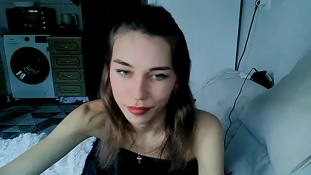 Snapshot of Crazy_Empresis chatting on September 9, 2025, 9:41 am Crazy Empresis online show from September 9, 2025, 9:41 am