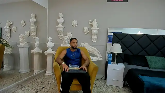 emilio brandon online show from November 26, 2025, 10:04 am