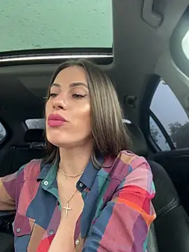 Snapshot of _JessyRey_ chatting on May 9, 2026, 12:41 pm JessyRey online show from May 9, 2026, 12:41 pm