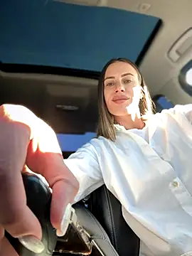  JessyRey  online show from September 19, 2025, 6:39 am