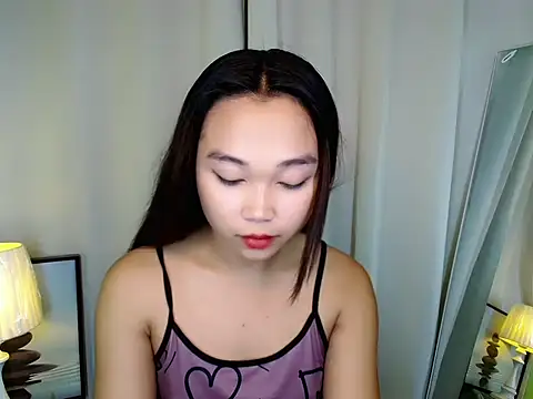 SultryCyraFoxmore online show from May 21, 2026, 4:10 am