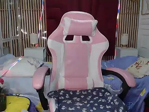 Lisiton online show from November 9, 2025, 6:50 am