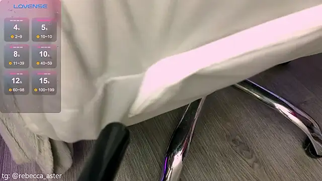 Snapshot of RebeccaAster chatting on February 7, 2026, 5:32 pm RebeccaAster online show from February 7, 2026, 5:32 pm