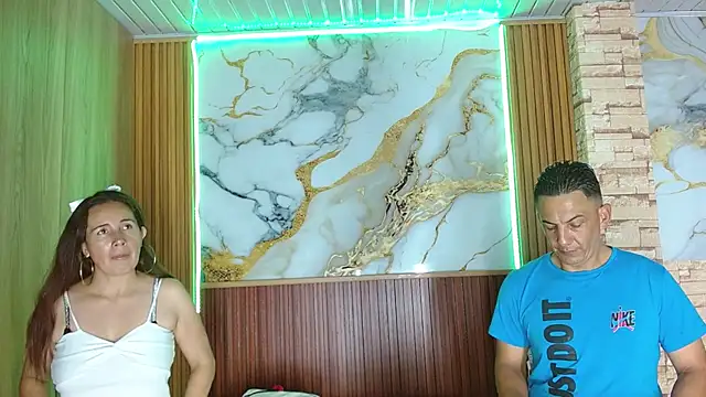 mollyandsam303av online show from March 2, 2026, 7:21 pm