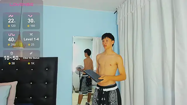 Abraham horny18 online show from November 4, 2025, 8:12 pm