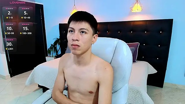 Abraham horny18 online show from September 9, 2025, 8:29 pm