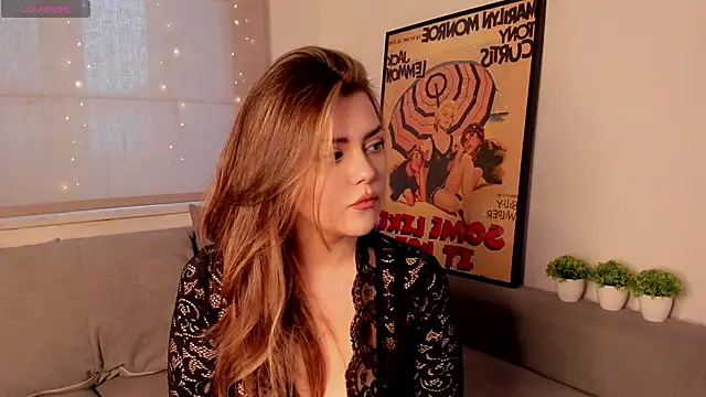 MerlynDinovo online show from December 20, 2025, 8:17 am