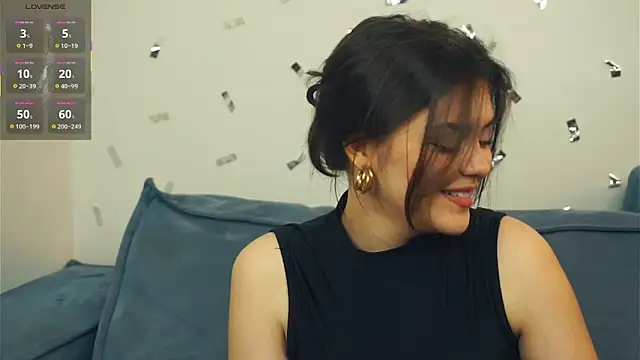 MerlynDinovo online show from September 26, 2025, 6:15 pm