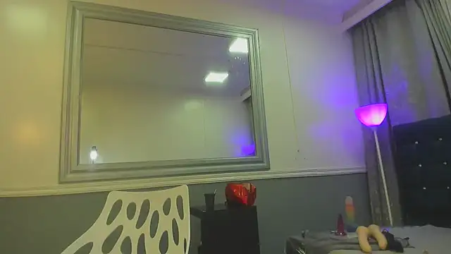 Snapshot of Oriana_Jhonson chatting on April 9, 2026, 11:05 am Oriana Jhonson online show from April 9, 2026, 11:05 am