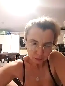 natasha251 online show from December 5, 2025, 9:34 pm