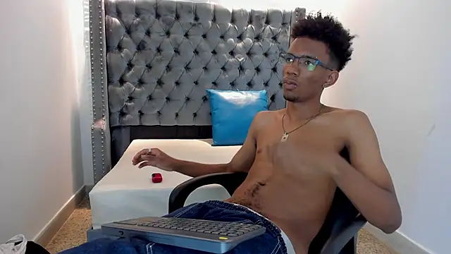 nero reyd online show from September 25, 2025, 7:42 pm