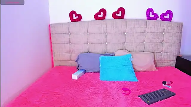 Snapshot of Lushy_sweet chatting on November 6, 2025, 3:32 am Lushy sweet online show from November 6, 2025, 3:32 am