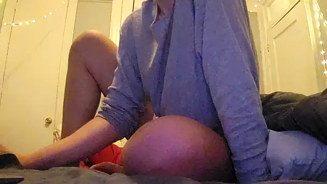 puddled wonderland online show from October 18, 2025, 4:14 am