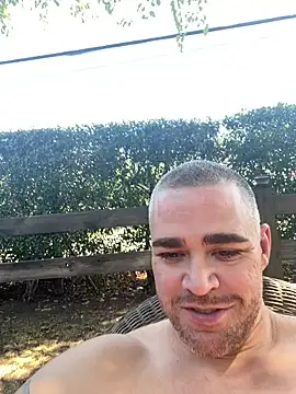 Dallasbest214 online show from September 27, 2025, 6:47 pm