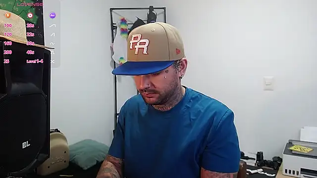 nicolastorres99 online show from December 20, 2025, 3:09 am