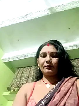 Snapshot of ZIVAA chatting on July 8, 2026, 4:02 am ZIVAA online show from July 8, 2026, 4:02 am