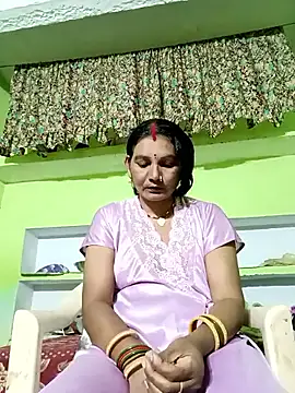 Snapshot of ZIVAA chatting on June 17, 2026, 8:47 am ZIVAA online show from June 17, 2026, 8:47 am