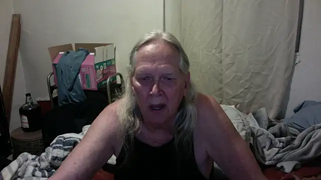 OldLadySara online show from May 29, 2026, 6:30 am