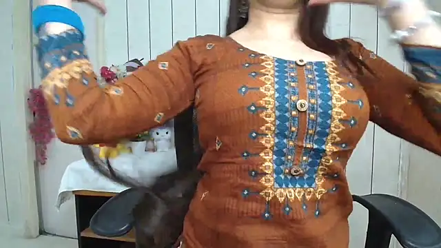 Snapshot of ruby100 chatting on February 21, 2026, 1:51 am ruby100 online show from February 21, 2026, 1:51 am