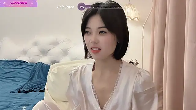 bao-bao- online show from October 17, 2025, 9:49 pm