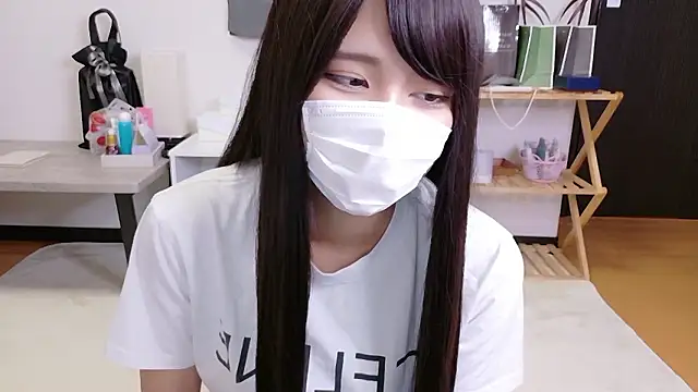 Noa chan o0 online show from November 9, 2025, 12:42 pm