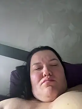 SunnyLeila2101 online show from February 27, 2026, 7:46 pm