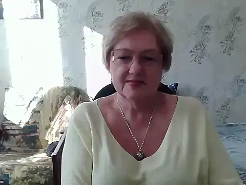 Renata62011 online show from November 2, 2025, 11:37 am