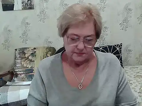 Renata62011 online show from September 18, 2025, 11:24 am