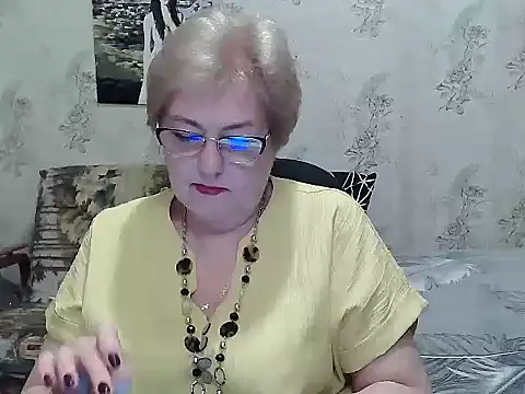 Snapshot of Renata62011 chatting on May 24, 2026, 5:29 am Renata62011 online show from May 24, 2026, 5:29 am