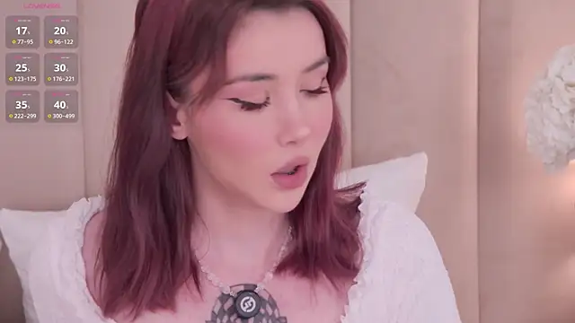 Nesolla online show from November 9, 2025, 8:40 am