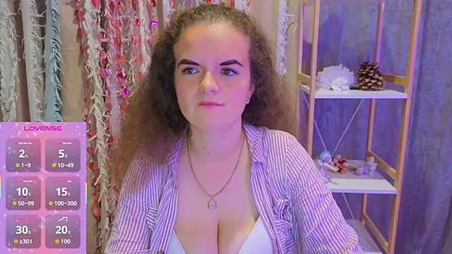 Luisa Rosee online show from October 9, 2025, 7:58 pm