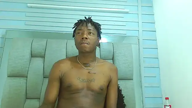 Snapshot of Black_Fire10 chatting on September 13, 2025, 7:36 pm Black Fire10 online show from September 13, 2025, 7:36 pm